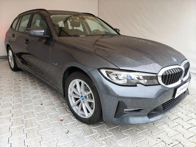 BMW 320 e Touring - foto 3 di 4