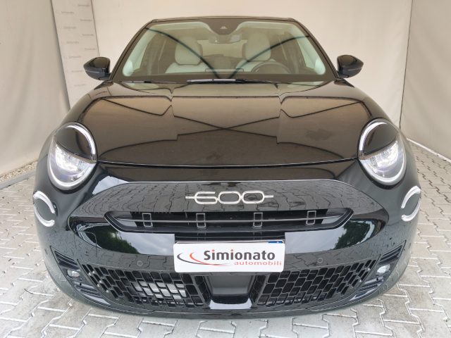 Fiat 600 Hybrid 100 CV DCT MHEV La Prima - foto 2 di 4