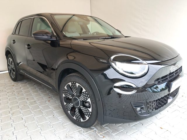 Fiat 600 Hybrid 100 CV DCT MHEV La Prima - foto 3 di 4
