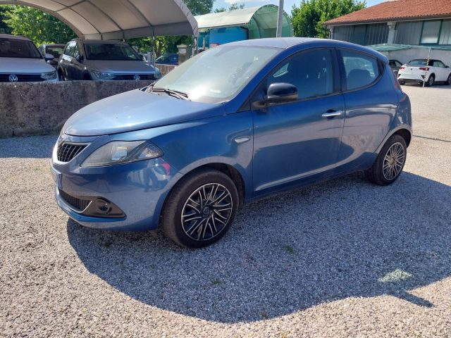 Lancia Ypsilon 1.0 FireFly 5 porte S&S Hybrid Gold usato a RESANA