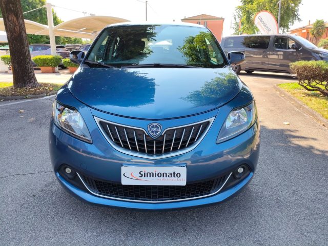 Lancia Ypsilon 1.0 FireFly 5 porte S&S Hybrid Gold - foto 2 di 4