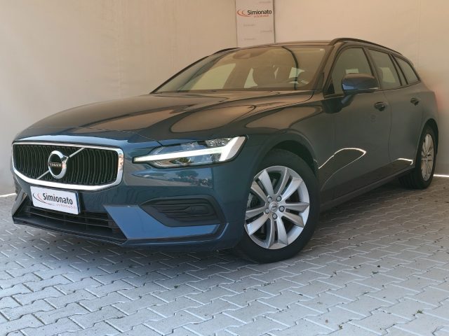 Volvo V60 B4 (d) Geartronic Momentum Business usato a RESANA