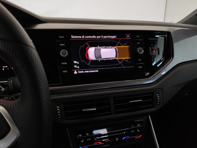 Volkswagen Polo 2.0 TSI DSG GTI - foto 4 di 20
