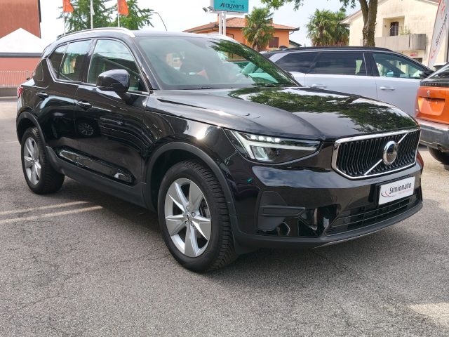 Volvo XC40 T2 automatico Core - foto 3 di 11