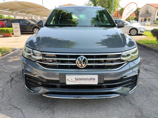 Volkswagen Tiguan 1.5 TSI 150 CV DSG ACT R-Line - foto 2 di 4