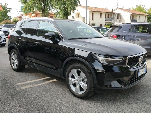 Volvo XC40 B3 automatico Core - foto 4 di 4