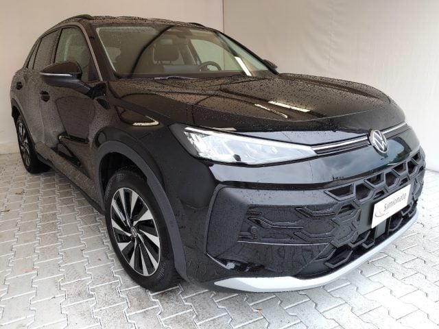 Volkswagen T-Roc 1.5 eTSI ACT DSG Life - foto 4 di 4