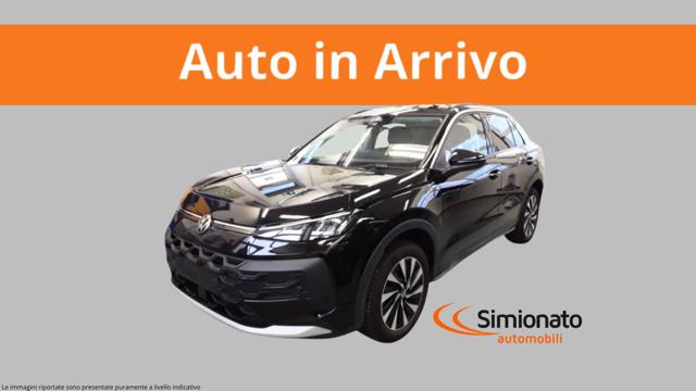 Volkswagen T-Roc 1.5 eTSI ACT DSG Life usato a RESANA