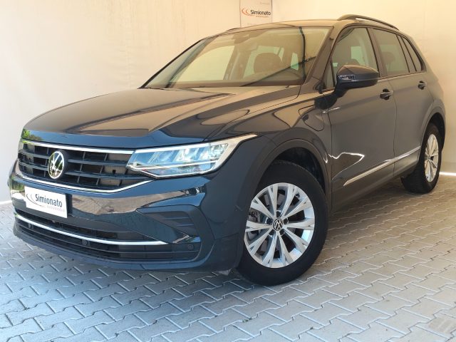 Volkswagen Tiguan 1.4 TSI eHYBRID DSG Life, del 2023, 59.591 km, in vendita a Resana (TV)