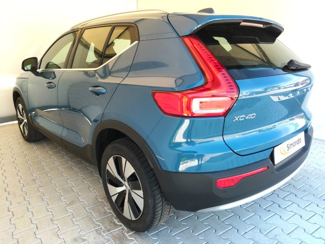 Volvo XC40 T4 Recharge Plug-in Hybrid automatico Plus Bright - foto 4 di 4