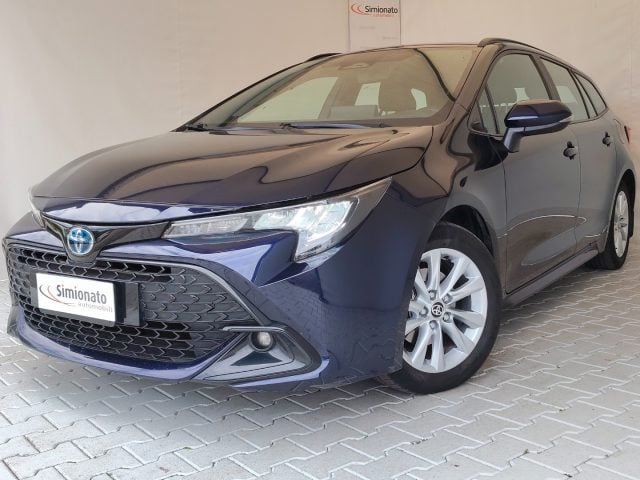 Toyota Corolla Active 1.8 Hybrid Touring Sports, del 2024, 79.500 km, in vendita a Resana (TV)