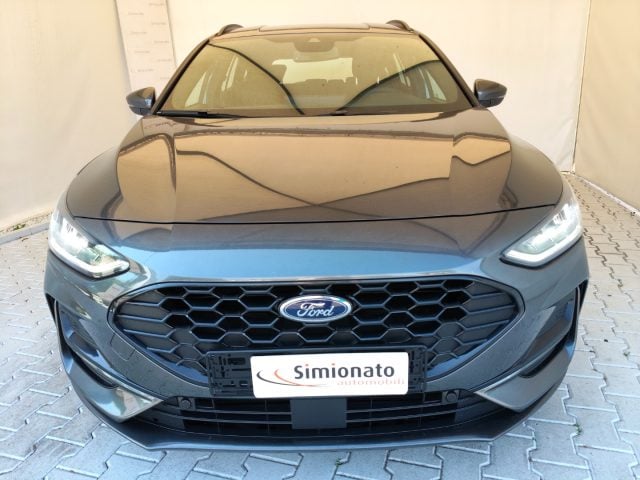 Ford Focus 1.0 THYBRID/BENZIAN 155 CV automatico SW ST-Line - foto 2 di 4
