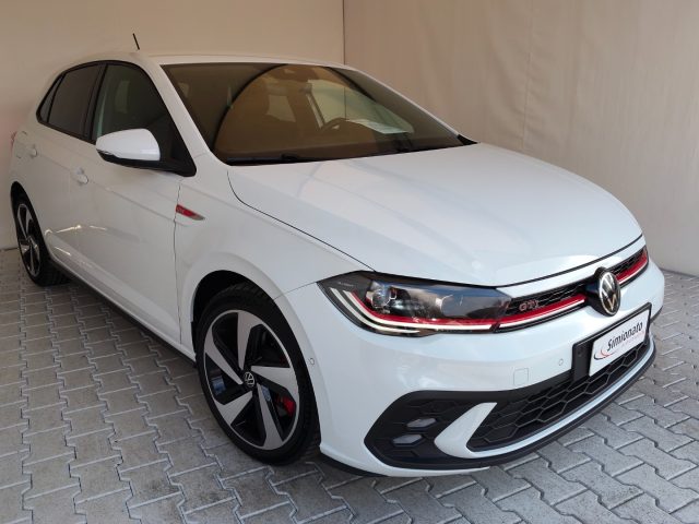 Volkswagen Polo 2.0 TSI DSG GTI - foto 3 di 20