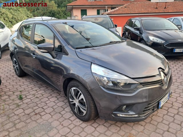 Renault Clio 1.0 T gas gpl - foto 2 di 4