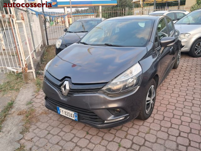 Renault Clio 1.0 T gas gpl - foto 3 di 4