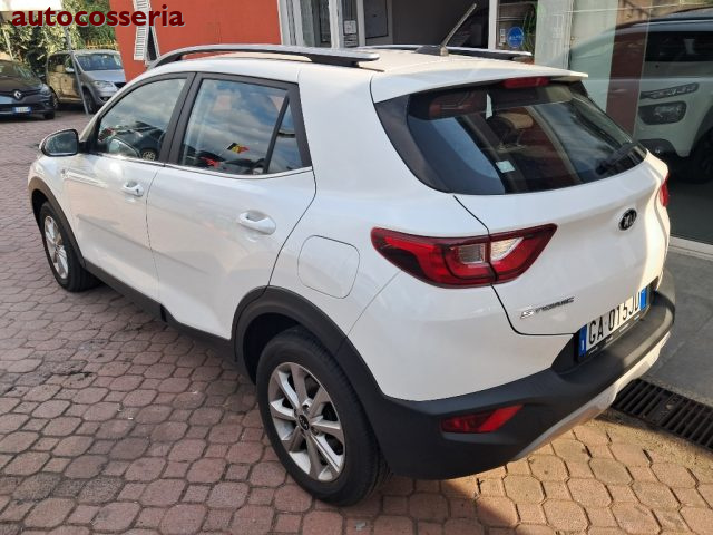 Kia Stonic 1.4 Gpl - foto 2 di 4