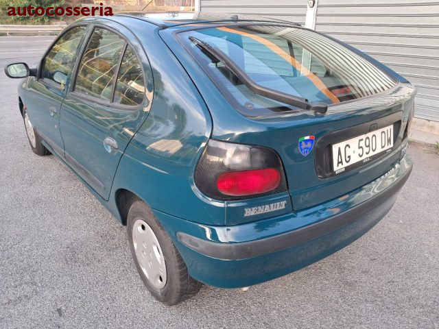 Renault Megane 1.4 RN iscriz.ASI - foto 2 di 4