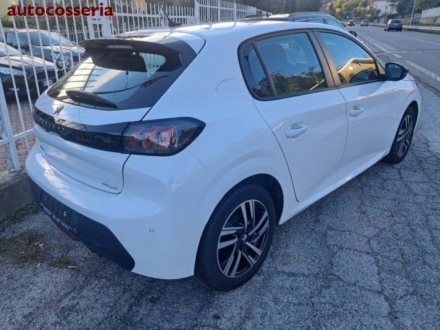 Peugeot 208 1.2 allure - foto 4 di 4