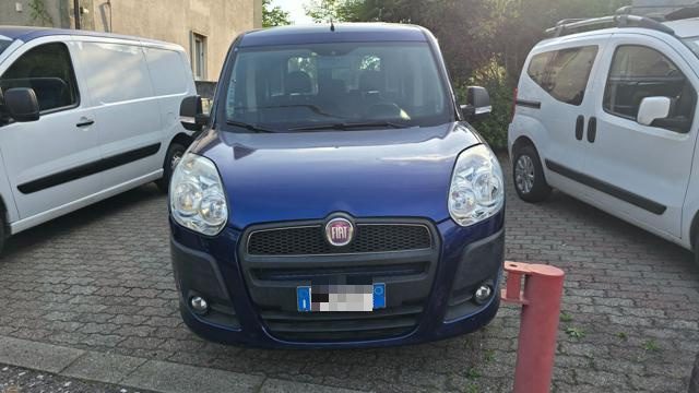 Fiat Doblo Dobl� 1.6 MJT 16V 90CV Dualogic Active usato a CASTIGLIONE OLONA