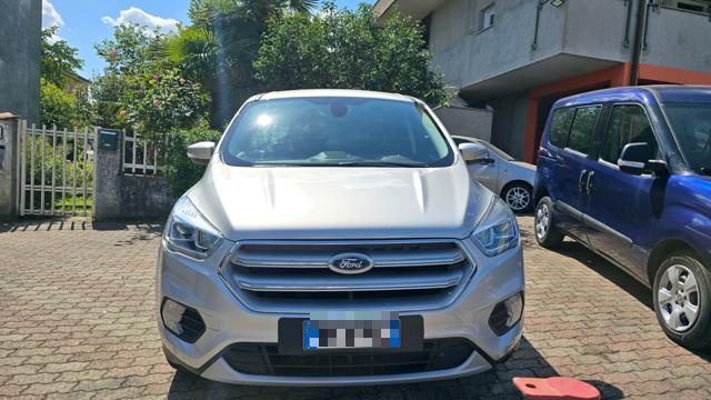 Ford Kuga 1.5 TDCI 120 CV S&S 2WD Powershift Edition - foto 2 di 4