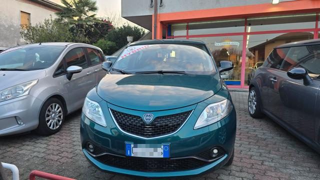 Lancia Ypsilon 1.0 FireFly 5 porte S&S Hybrid Ecochic Gold - foto 4 di 4