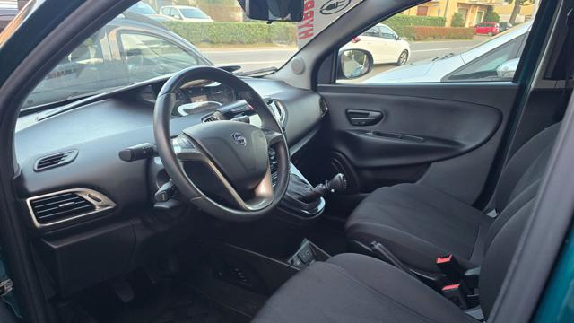 Lancia Ypsilon 1.0 FireFly 5 porte S&S Hybrid Ecochic Gold - foto 2 di 4
