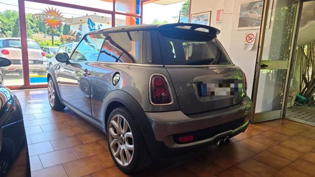 MINI Cooper S 1.6 16V Cooper S - foto 2 di 7