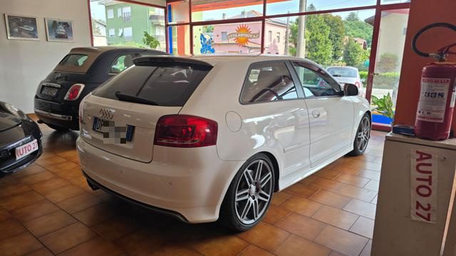 Audi S3 SPB 2.0 TFSI quattro - foto 4 di 12