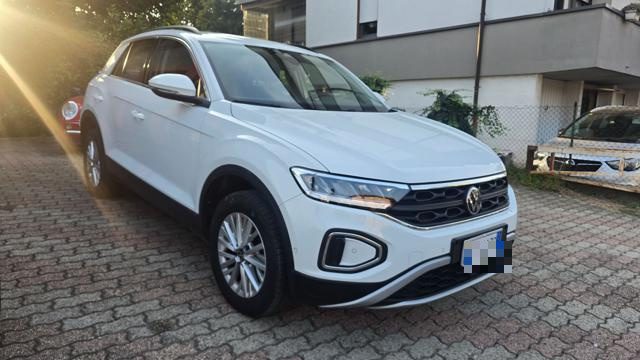 Volkswagen T-Roc 1.5 TSI ACT DSG Life - foto 4 di 4