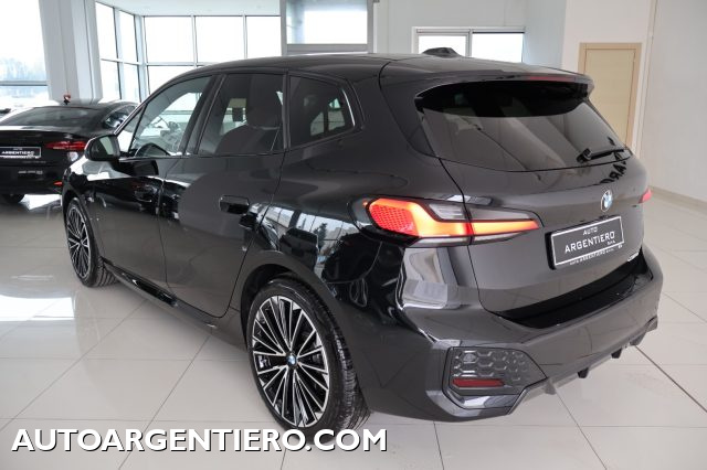 BMW 218 d Active Tourer Msport telec.360°cerchi 19' - foto 3 di 78
