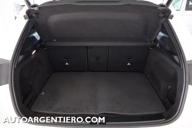 Mercedes-Benz GLA 180 d Automatic Progressive Advanced, del 2025, 9.304 km, in vendita a Ceglie Messapica (BR)