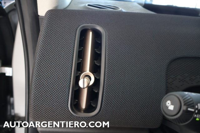 MINI Countryman D Classic Countryman CERCHI 19 LUCI AMBIENT, del 2025, 20.469 km, in vendita a Ceglie Messapica (BR)