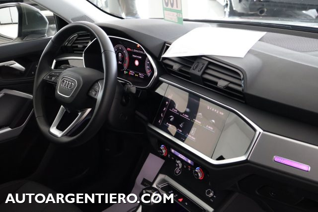 Audi Q3 35 TDI S tronic Business Advanced, del 2025, 18.647 km, in vendita a Ceglie Messapica (BR)