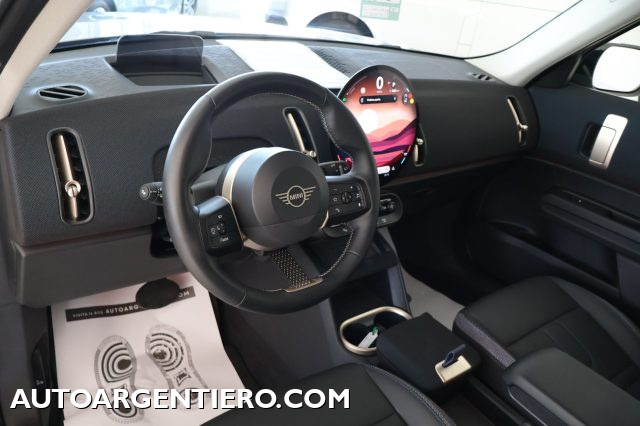 MINI Countryman D Classic Countryman CERCHI 19 LUCI AMBIENT, del 2025, 20.469 km, in vendita a Ceglie Messapica (BR)