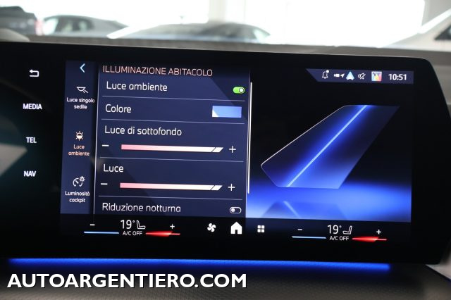 BMW 218 d Active Tourer Msport telec.360°cerchi 19', del 2025, 18.257 km, in vendita a Ceglie Messapica (BR)