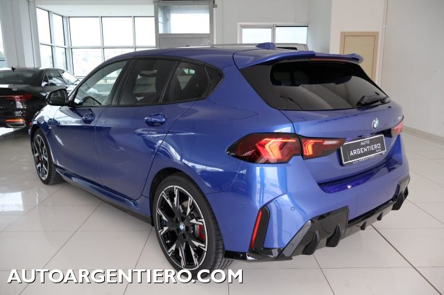 BMW 118 d MSport Pro Cerchi 19 telecamera 360° head-up - foto 3 di 4