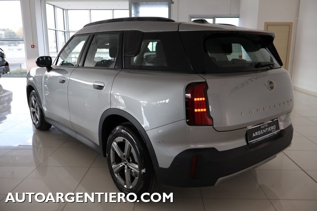 MINI Countryman D Essential Countryman - foto 3 di 4