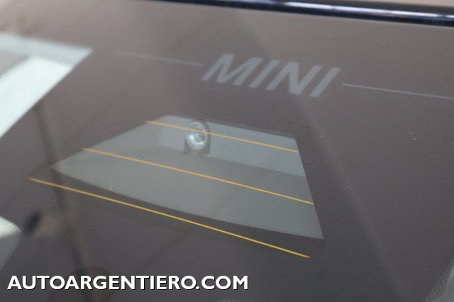 MINI Countryman D Classic Countryman CERCHI 19 LUCI AMBIENT, del 2025, 26.646 km, in vendita a Ceglie Messapica (BR)