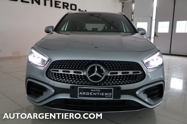 Mercedes-Benz GLA 180 d Automatic AMG Line Premium - foto 2 di 60