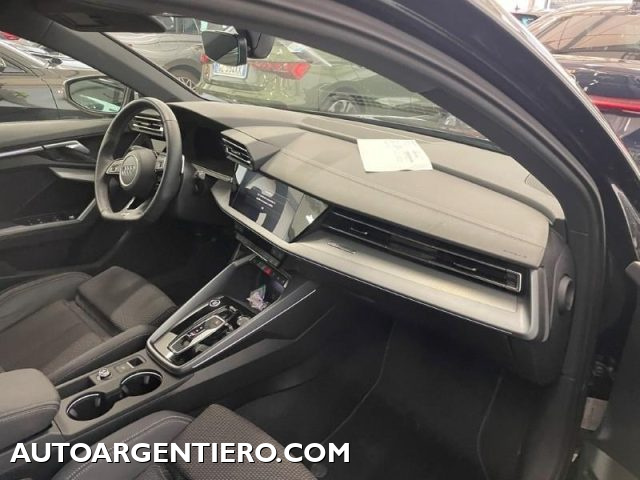 Audi A3 SPB 35 TDI S tronic S line edition - foto 3 di 3