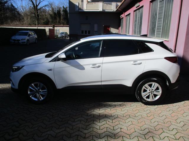 Opel Grandland X 1.5 diesel Ecotec Start&Stop aut. Business Ed. - foto 3 di 4