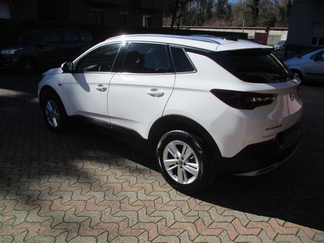 Opel Grandland X 1.5 diesel Ecotec Start&Stop aut. Business Ed. usato a VILLASANTA
