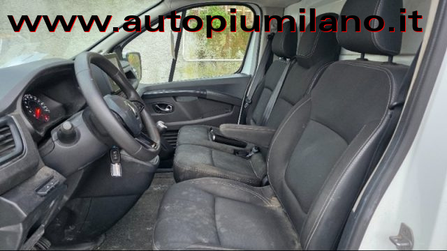 Renault Trafic T27 2.0 dCi 150CV EDC PC-TN Furgone Energy Advance - foto 4 di 4