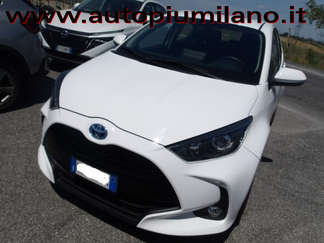 Toyota Yaris 1.5 Hybrid 5 porte Business usato a MILANO