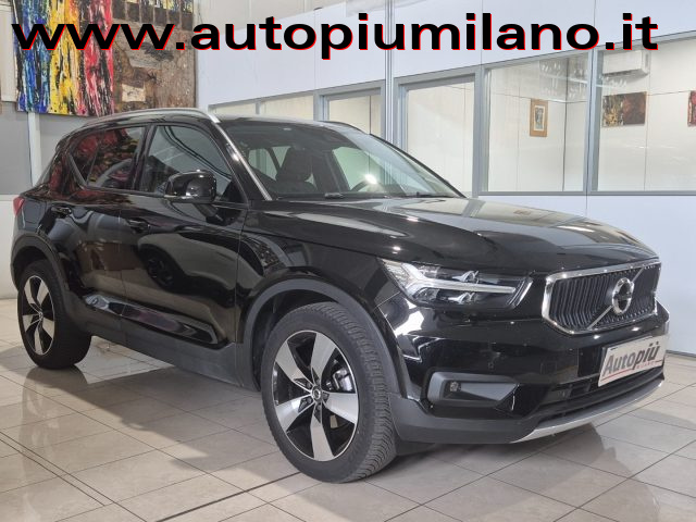 Volvo XC40 T3 Momentum Core - foto 3 di 4