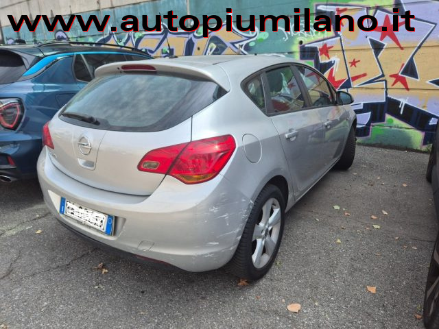 Opel Astra 1.4 100CV 5 porte Elective - foto 3 di 4