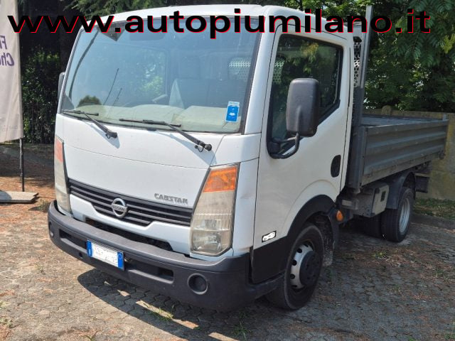 Nissan Cabstar 35.11 2.5 TDI PC-RG Cabinato Basic, del 2008, 263.600 km, in vendita a Milano (MI)