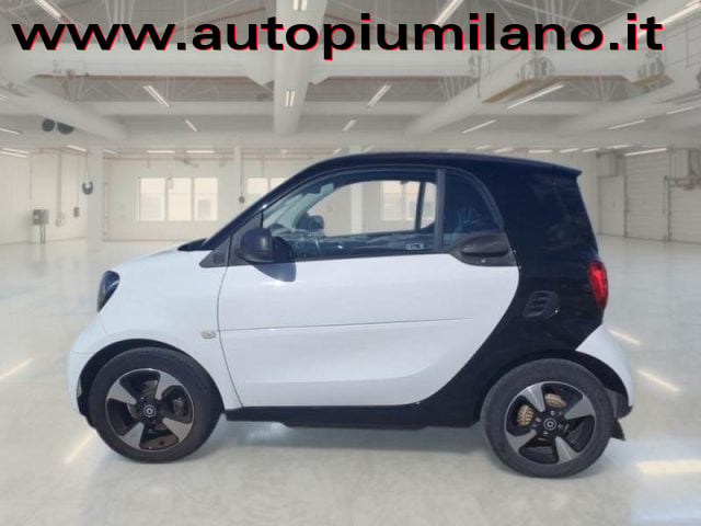 smart forTwo EQ Passion - foto 4 di 4