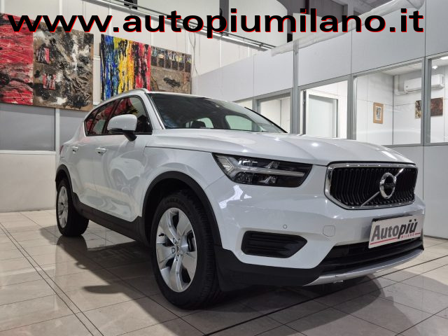 Volvo XC40 T3 Geartronic Momentum Pro - foto 3 di 4