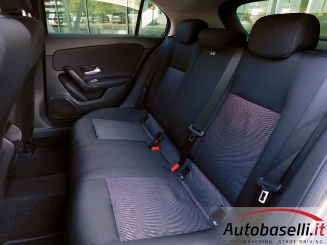 Mercedes-Benz A 180 D 2.000cc PACCHETTO, TECH WIDESCREEN 2X10,25'' - foto 3 di 4